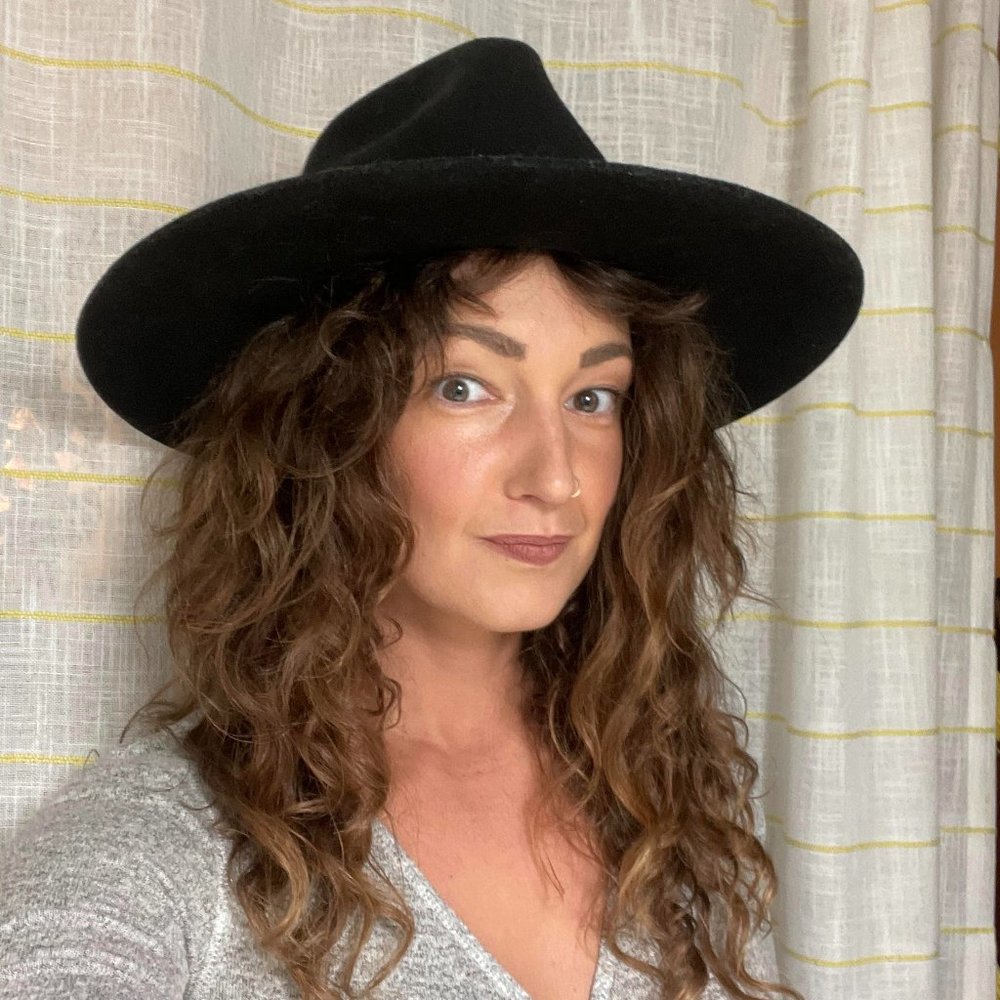 Meet your Posher, Brittany